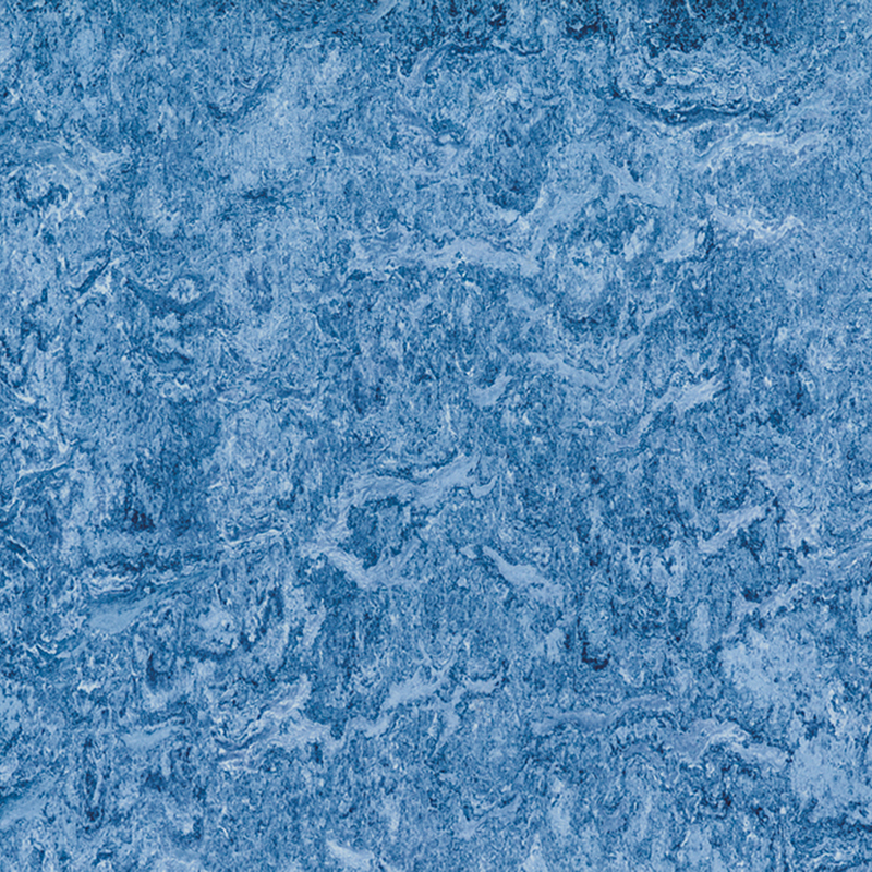 Resistência a manchas e pisos heterogêneos de baixo custo