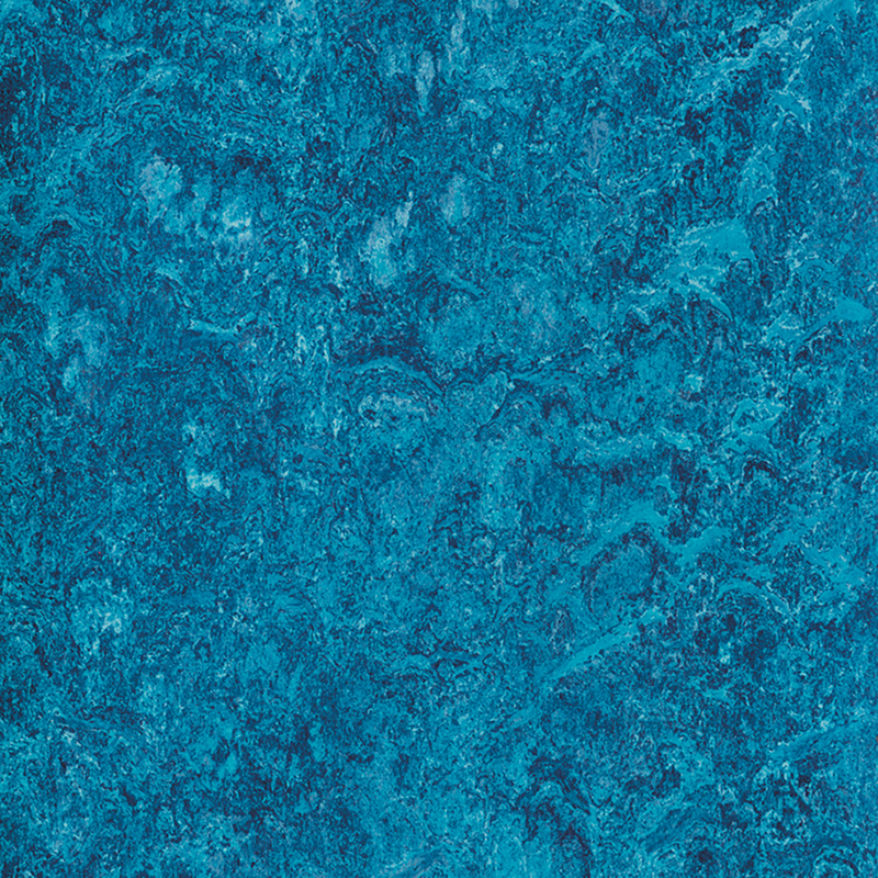 Resistência a manchas e pisos heterogêneos de baixo custo