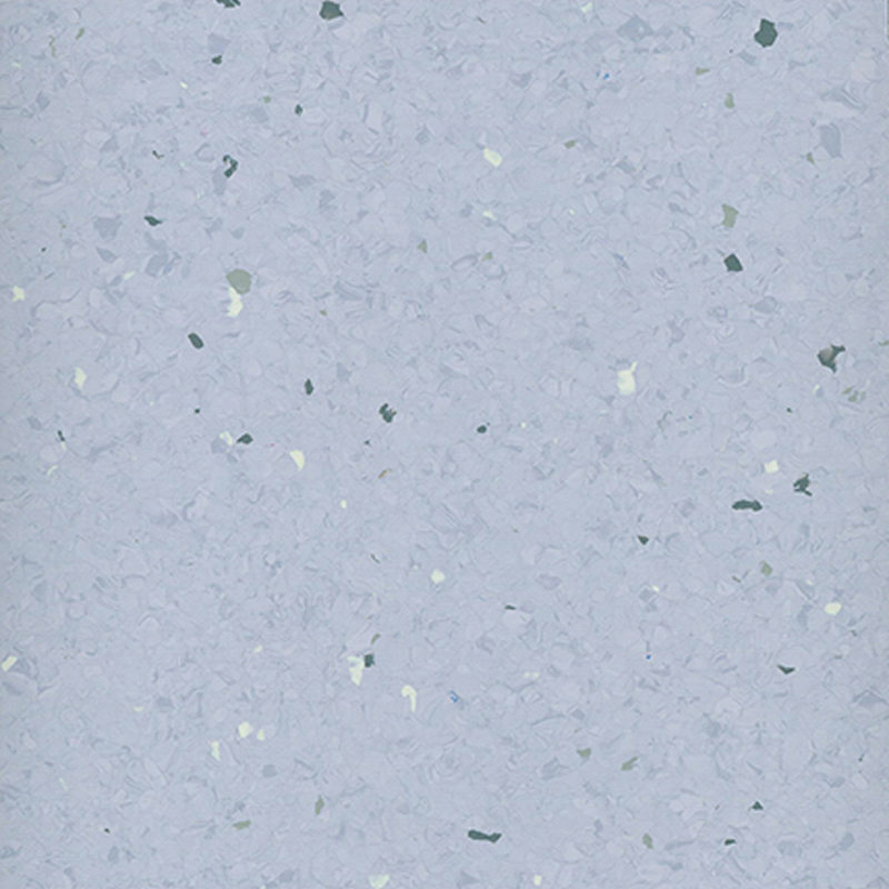 Piso homogêneo em tons de baixa saturação